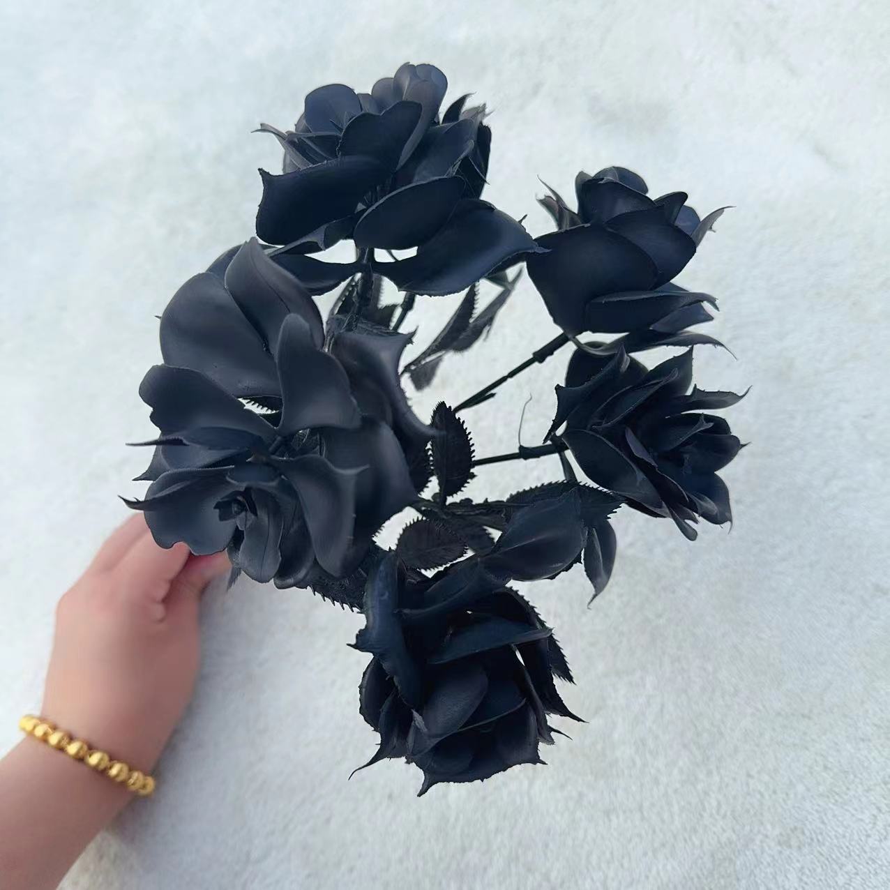 สีดําฮาโลวีนประดิษฐ์ดอกไม้ตกแต - Home Decor Event บทวิจารณ์และราคา