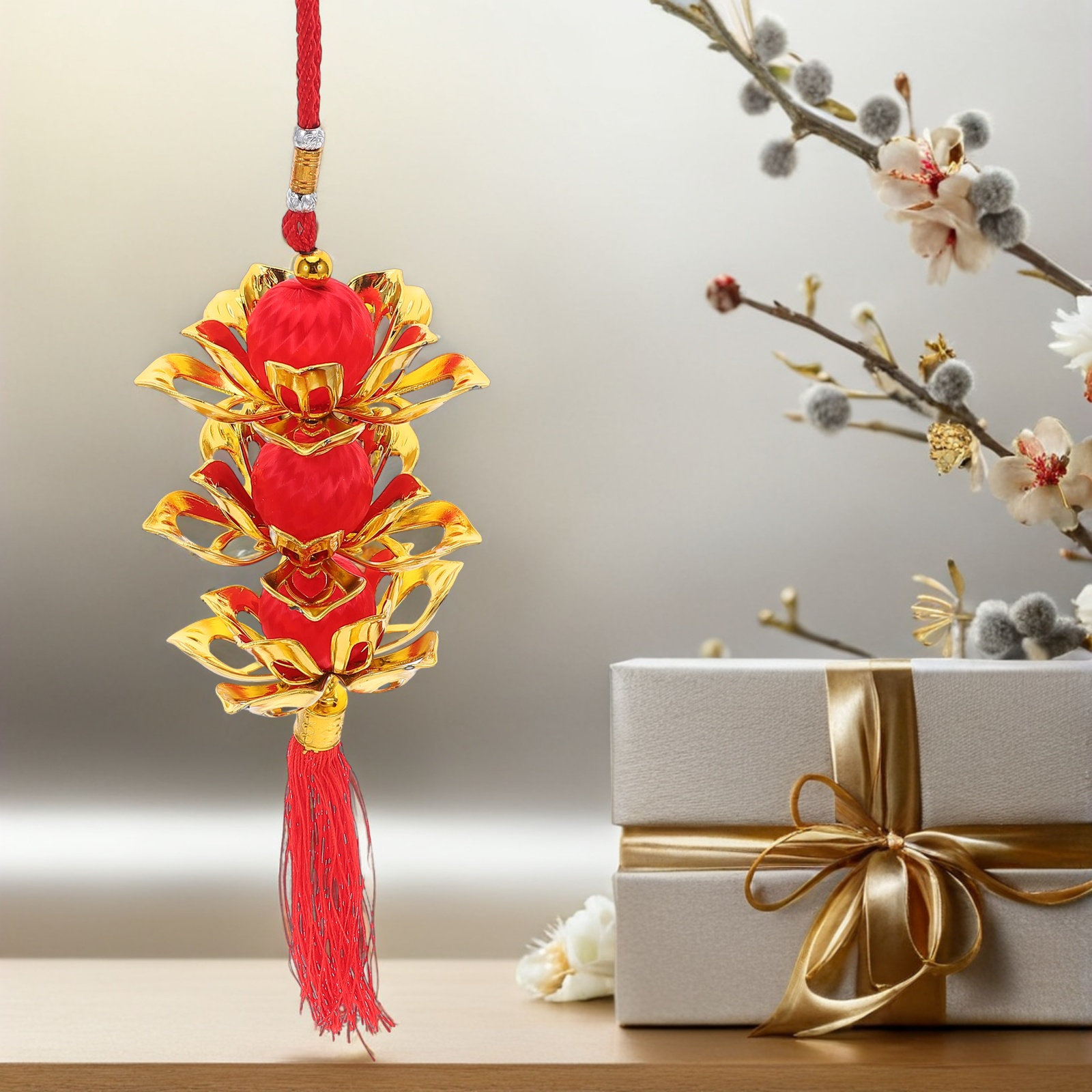 โคมไฟดอกบัวประดับพู่สีแดงสดใสส - Home Decor Event บทวิจารณ์และราคา